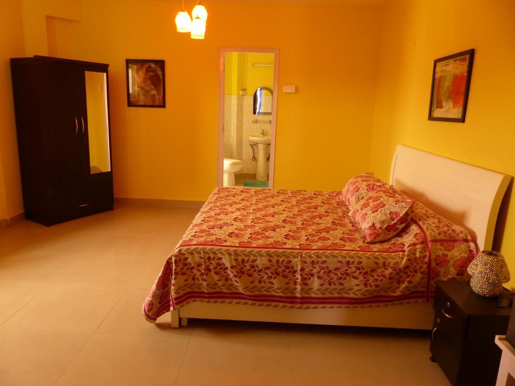 Mykonos Guest House And Spa New Delhi Luaran gambar