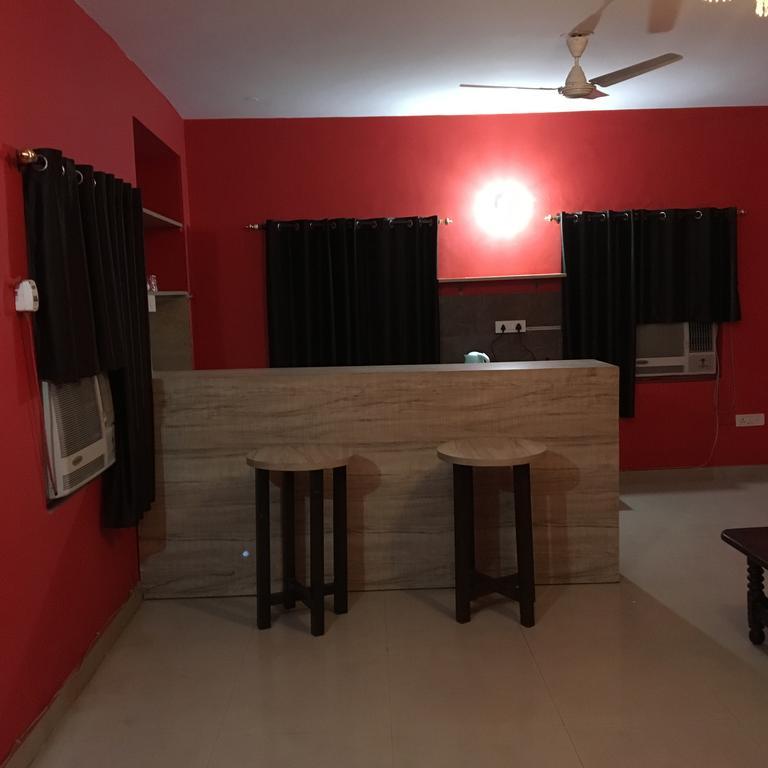 Mykonos Guest House And Spa New Delhi Luaran gambar