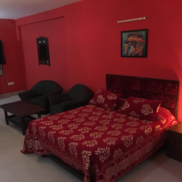 Mykonos Guest House And Spa New Delhi Luaran gambar